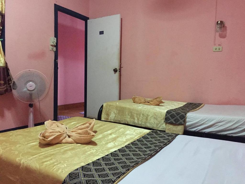 Marina Ao Nang Guesthouse Esterno foto
